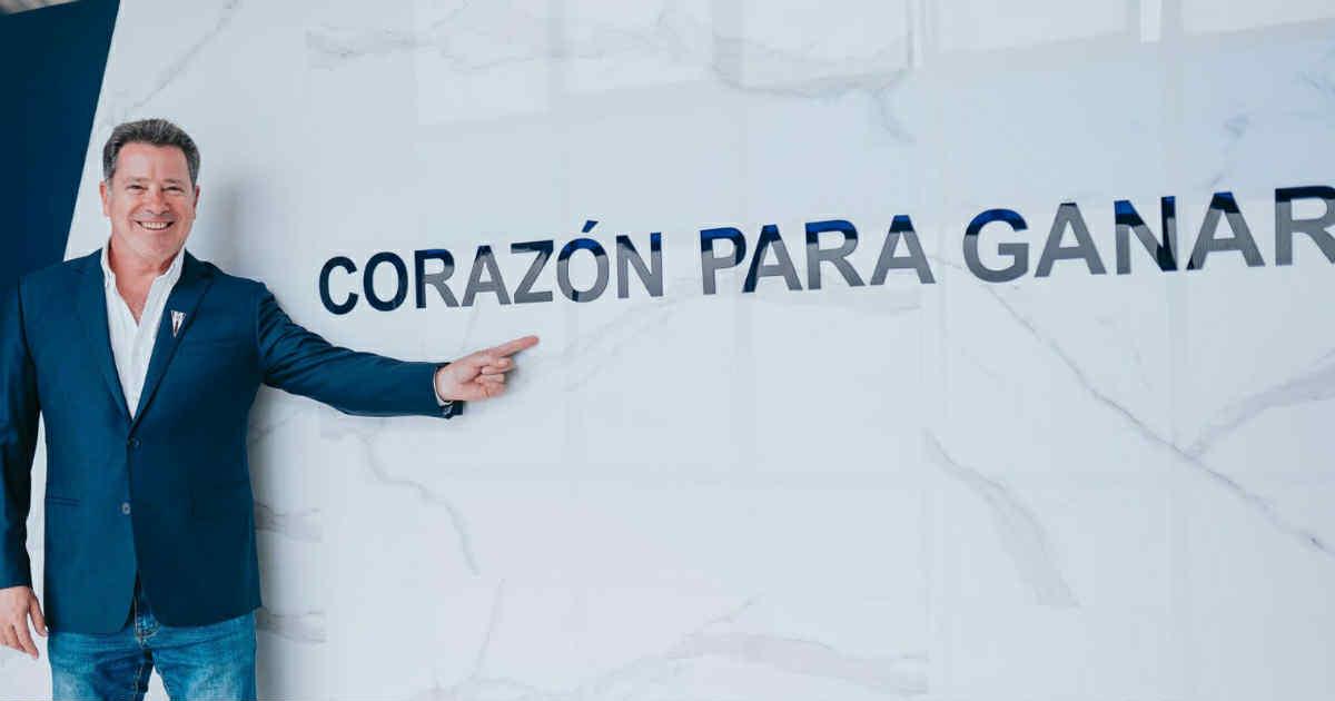 Cabada sobre FPF: "No se trata de amistades, sino de estar donde se toman decisiones"