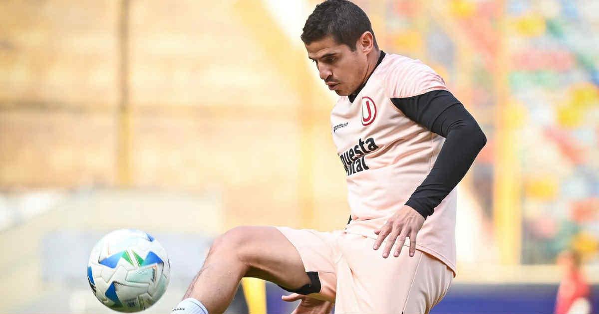 Aldo Corzo explotó contra el arbitraje: “Es un error grosero, no pueden pasar estas cosas”