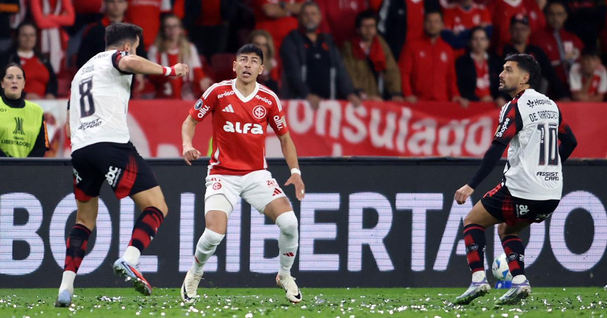 Flamengo venció a Internacional y avanzó en la Copa Libertadores