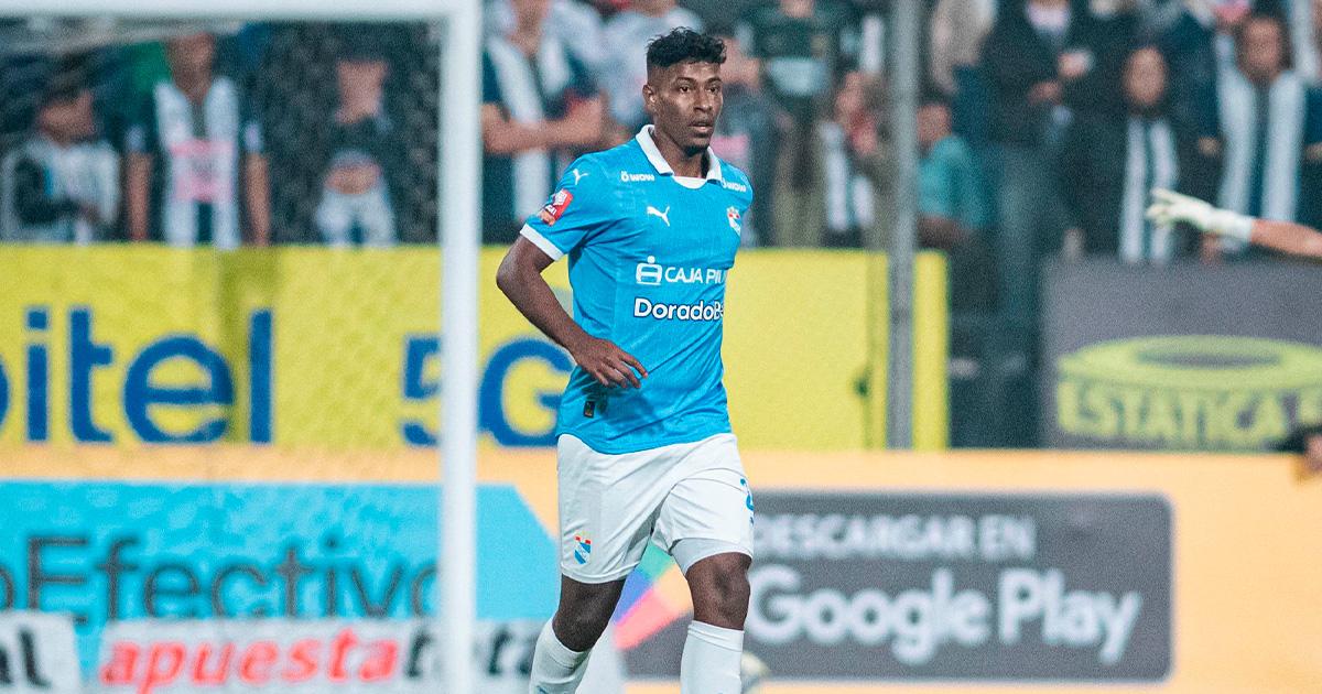 Miguel Araujo prendió las alarmas en Sporting Cristal