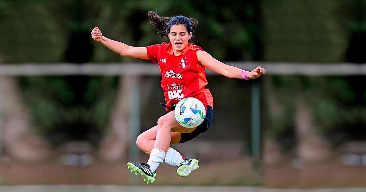 (VIDEO) ¡Yo soy íntima, señores! Mía León fue anunciada refuerzo del equipo femenino de Alianza