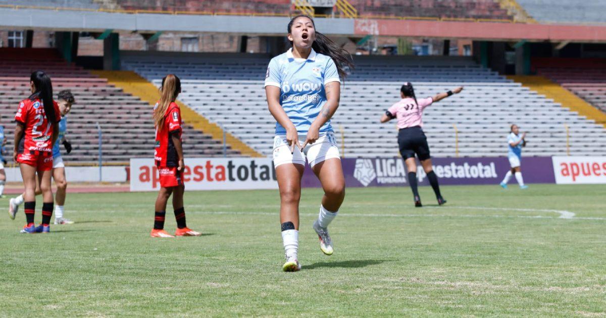 (FOTOS) Cristal Femenino arrancó con triunfo en el Torneo Clausura 