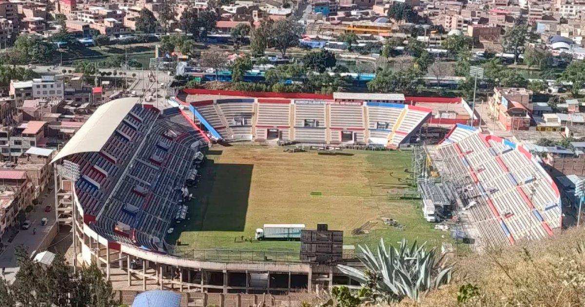 ¡Insólito! Así quedó la cancha del Heraclio Tapia tras festividades