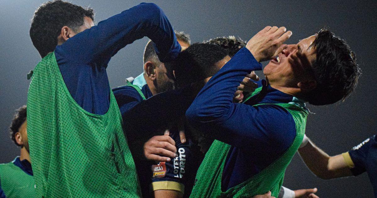 (FOTOS | VIDEO) Alianza vapuleó a Comerciantes y quedó enfocado en la Sudamericana