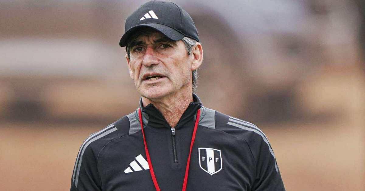 Ibáñez, cuando aún era DT de Perú: "Vi una lista de jugadores mayores en la oficina de Barreto"