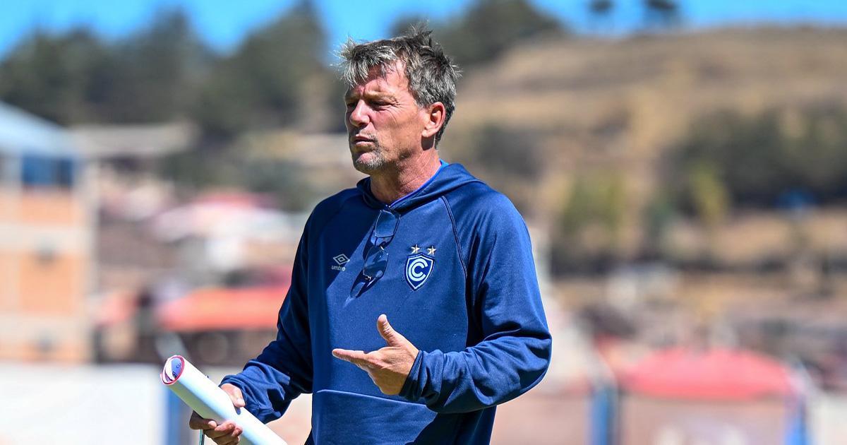 Desio: "No creo que haya sido un mal partido del árbitro, manejó bien el partido"