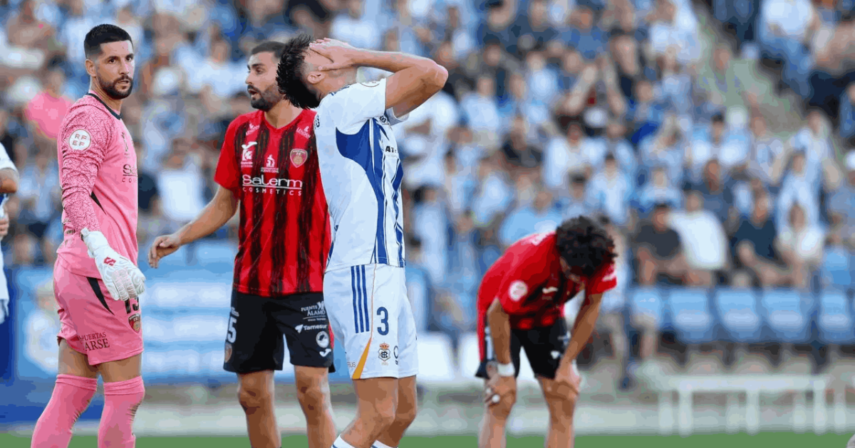 Pineau no fue considerado en derrota del Recreativo de Huelva por la Tercera de España