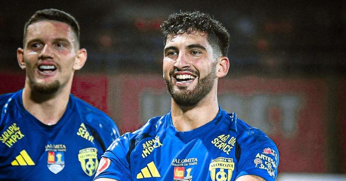 Renato Espinosa fue titular en victoria de Unirea Slobozia