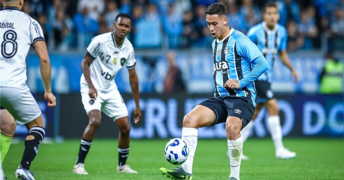 Noriega fue titular en victoria de Gremio
