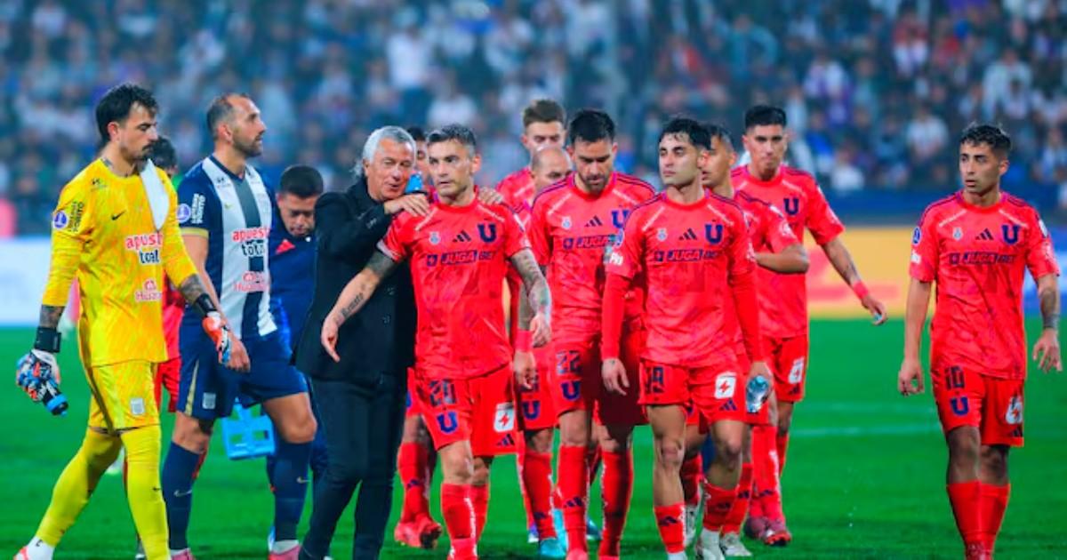 Alianza denunció ante Conmebol que barristas de U. de Chile se infiltraron como prensa en Matute