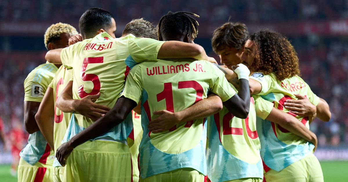 (VIDEO) España goleó a Turquía y lidera su grupo en Clasificatorias europeas