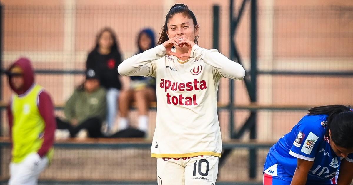 Universitario goleó a Mannucci en la Liga Femenina