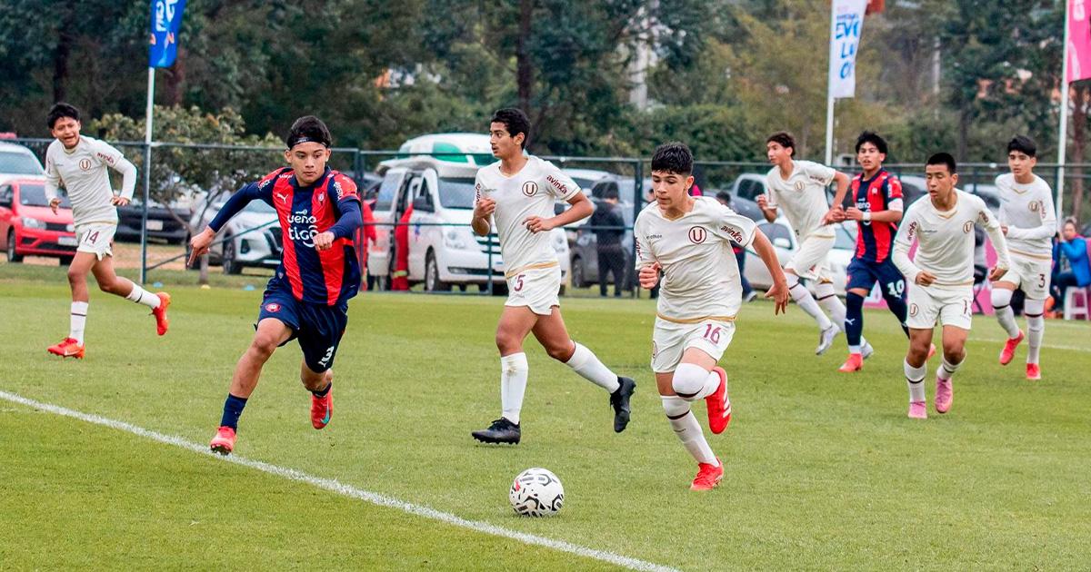 Universitario Sub 13 igualó sin goles ante Cerro Porteño en el Fiesta Conmebol Evolución
