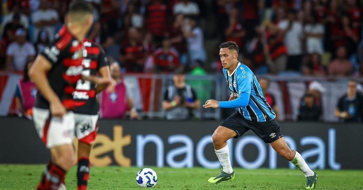Erick Noriega brilló en su debut con Gremio y fue incluido en once ideal de Sofascore
