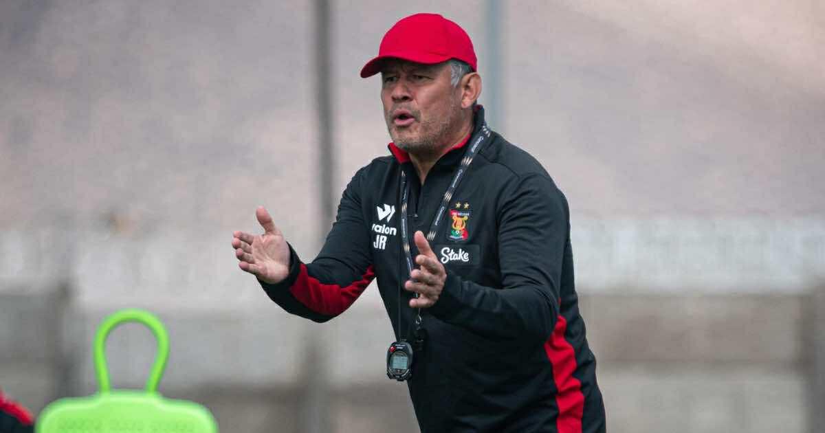Reynoso: "Melgar jugaba a 8 o 9 kilómetros por partido, ahora estamos arriba de los 11 por varios minutos"