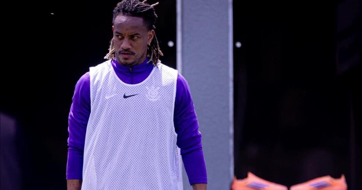   Carrillo aseguró "estar disponible" y descartó interés del Inter