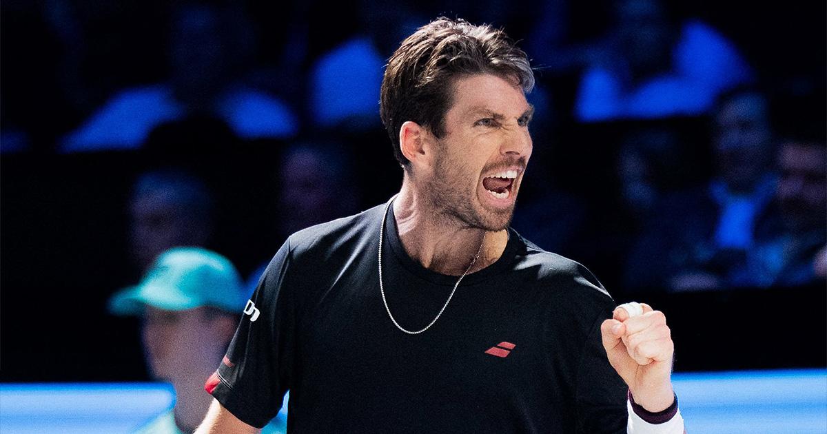 Cameron Norrie dio la sorpresa y venció a Carlos Alcaraz en el Masters de París