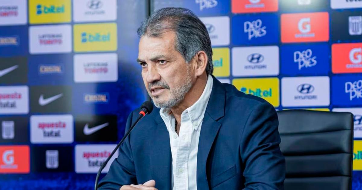 Navarro: “Todo esto pasa por responsabilidad nuestra”