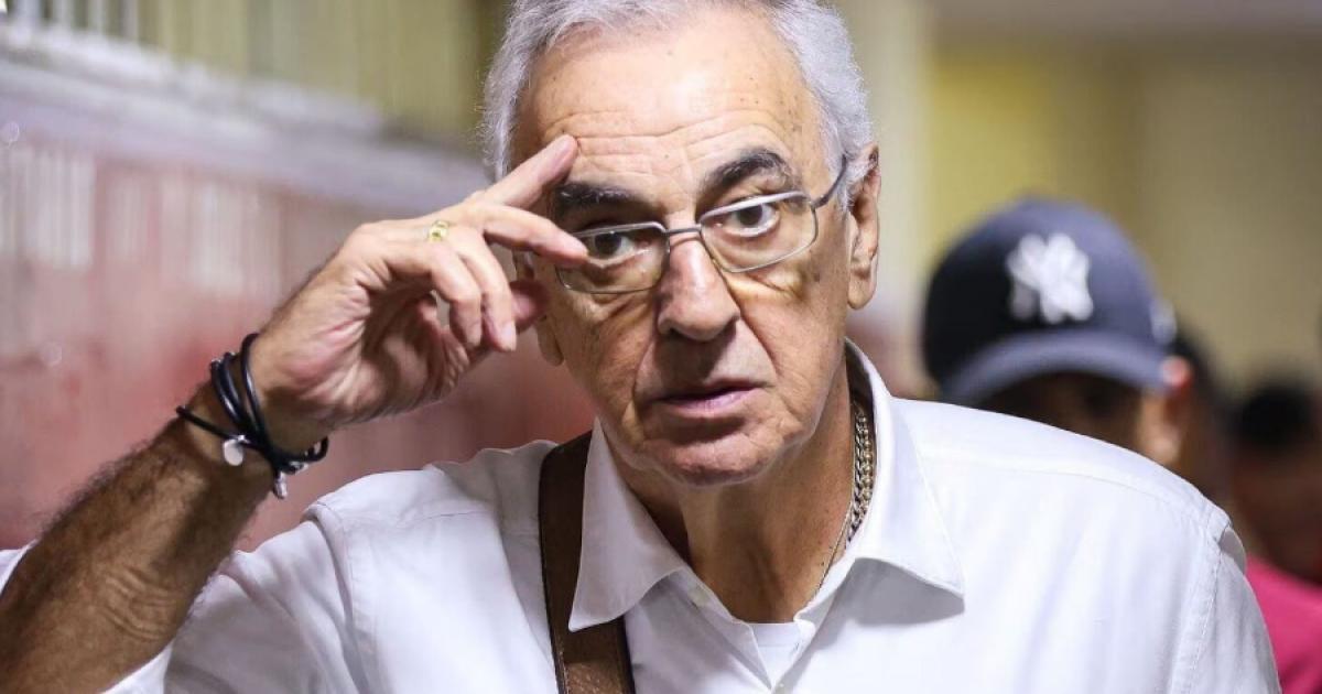 Fossati: "El plantel ha superado todo tipo de dificultades y junto a la maravillosa hinchada, se merecen de sobra el título"