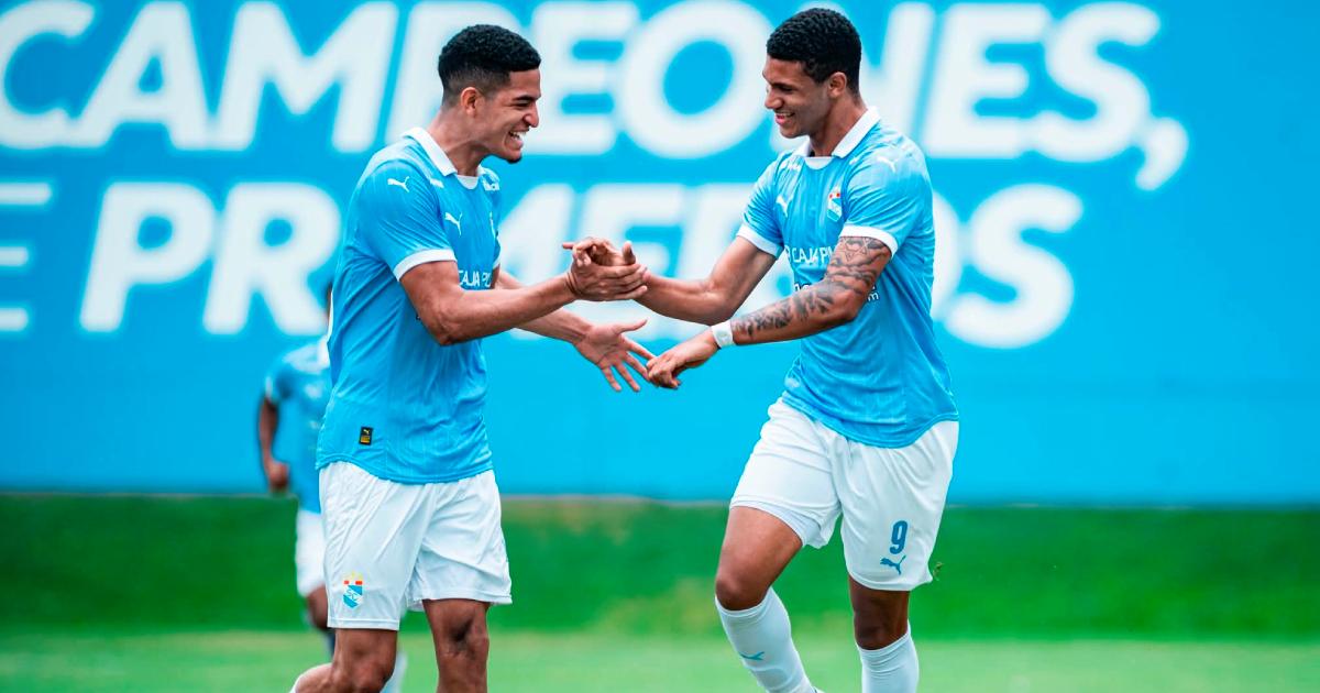 Cristal goleó 5-0 a Comerciantes Unidos en Torneo Juvenil Sub-18