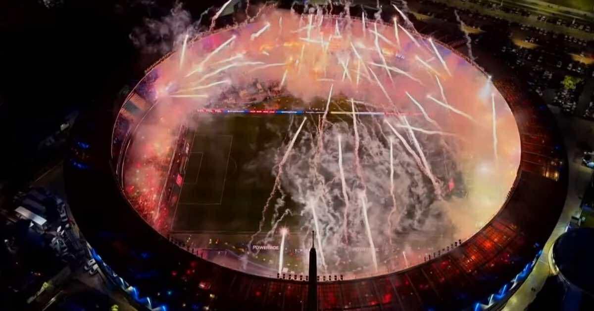 (VIDEO) Racing fue sancionado por uso excesivo de pirotecnia en duelo ante Flamengo