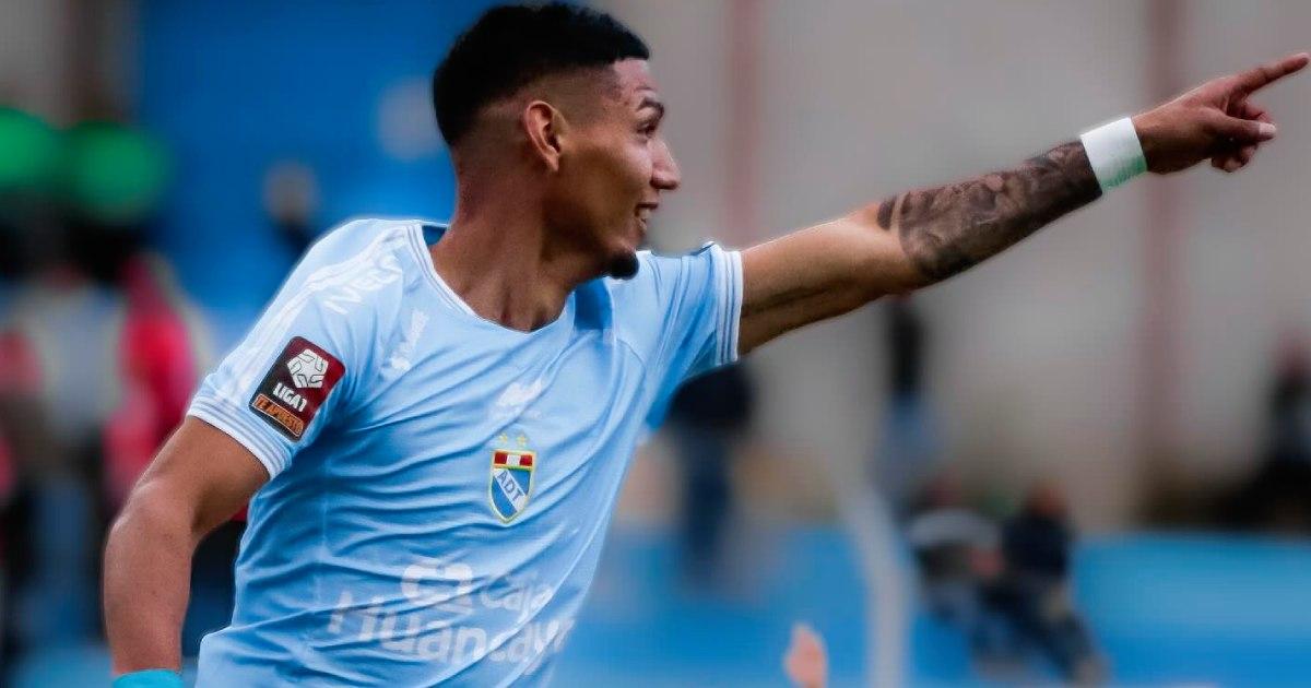 Cabello: "Cometí indisciplinas que me sacaron de Cristal, hoy me porto como un jugador profesional"