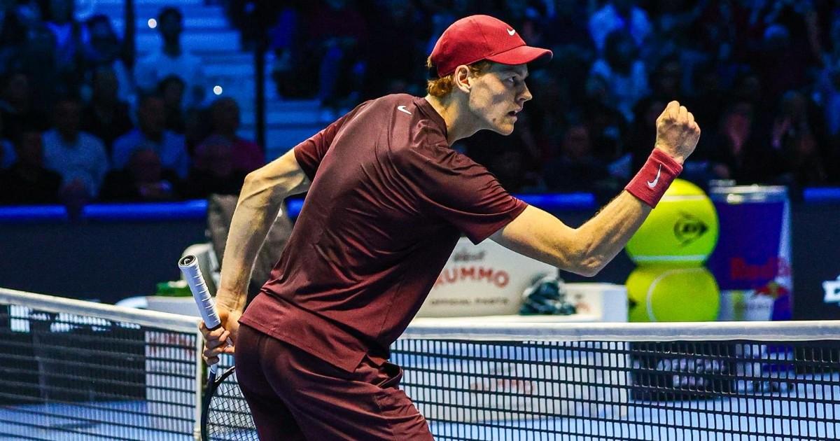 Sinner venció a Zverev y avanzó a 'semis' del ATP Finals