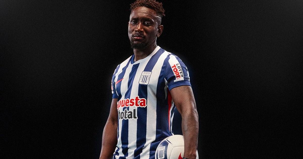 Alianza Lima presentó su camiseta para la temporada 2026