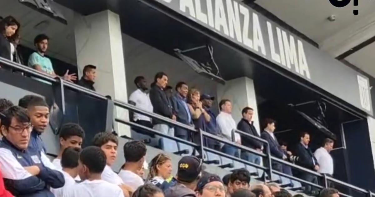 (VIDEO) Cubillas, Guerrero o Zambrano estuvieron presentes en la misa del Fokker