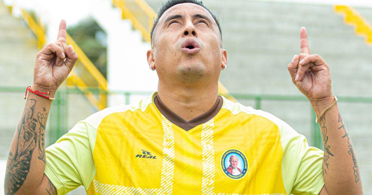 Cueva: "Vengo con ilusión y muchas ganas de volver a disfrutar del fútbol"