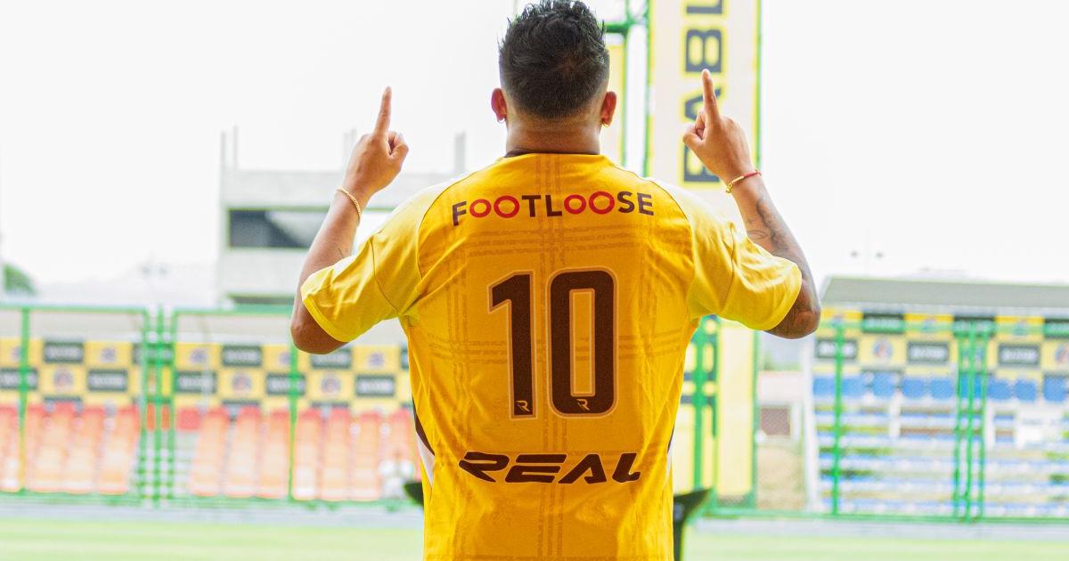 Cueva: "Vengo con ilusión y muchas ganas de volver a disfrutar del fútbol"