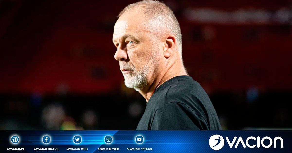 Mano Menezes no continuará como DT de Noriega en Gremio