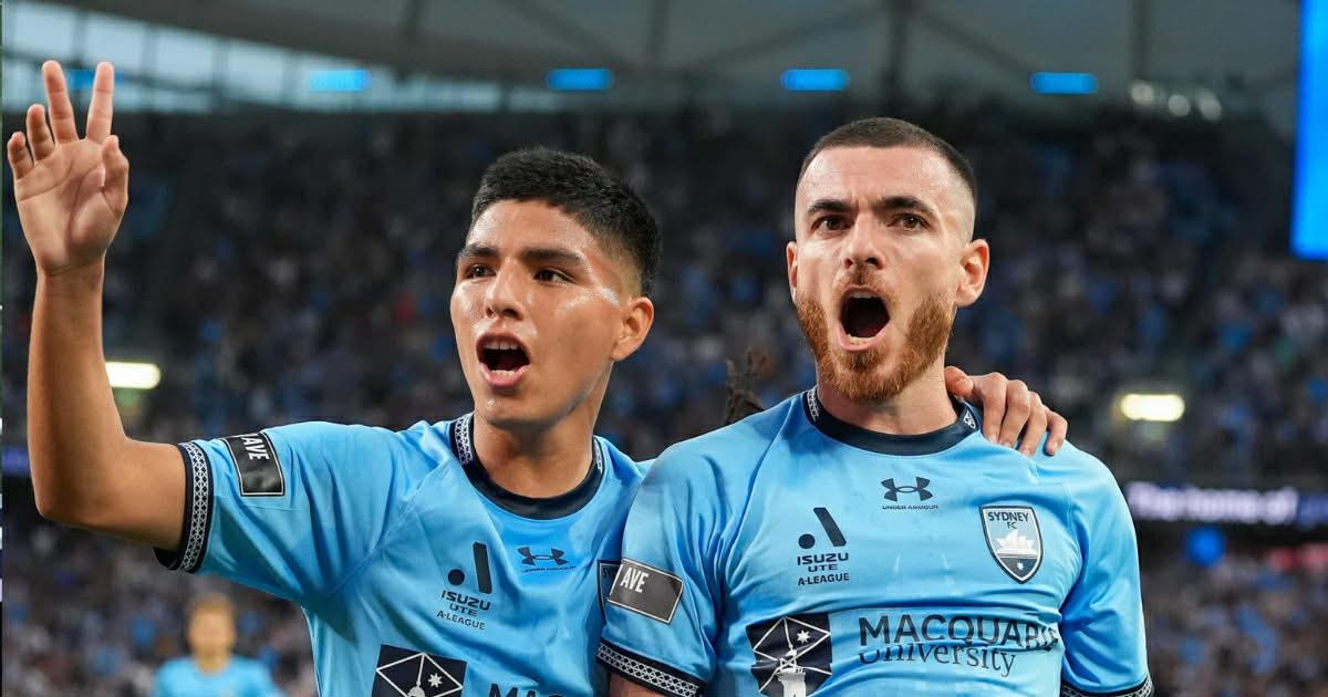 Con Quispe los 90', Sydney FC goleó 4-1 al WS Wanderers en la A-League australiana
