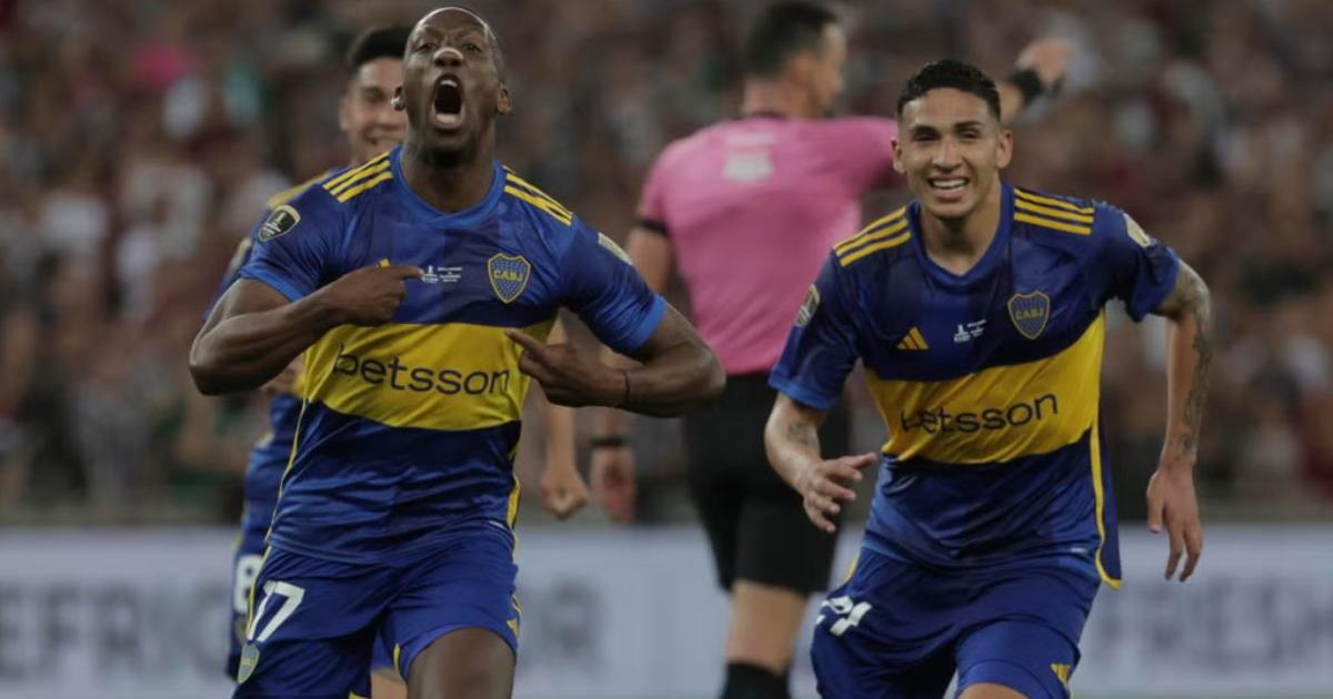 ¡OFICIAL! Boca anunció desvinculación de Advíncula