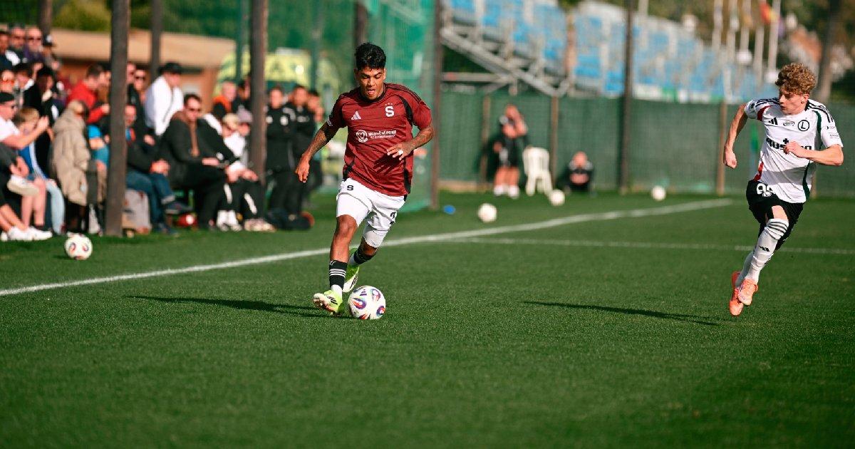 (VIDEO) Joao Grimaldo anotó en amistoso del Sparta Praga