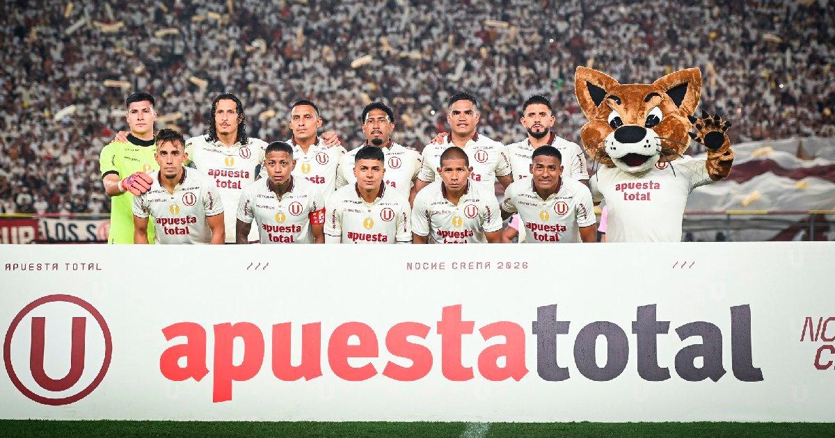 (FOTOS) Universitario goleó 3-0 a U de Chile en Noche Crema