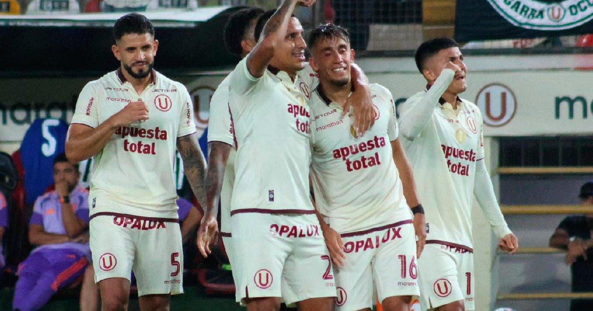 (FOTOS) Universitario goleó 3-0 a U de Chile en Noche Crema