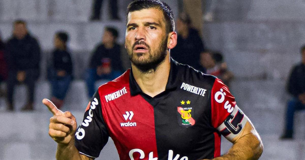 ¡'Berni' histórico! Cuesta se convirtió en el máximo goleador del FBC Melgar