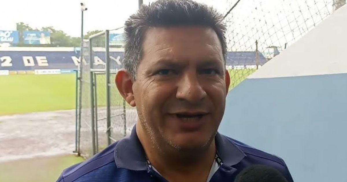 Hugo Romero: "Alianza Lima tiene mejor equipo que el nuestro, pero venimos a clasificar"