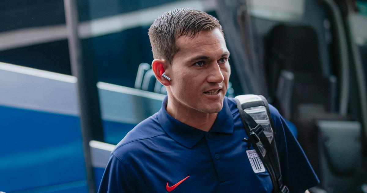 Vélez: “No hay palabras, es duro”