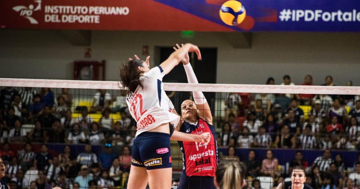 (FOTOS) Alianza venció a San Martín y avanzó a 'semis' del Sudamericano de Clubes de Vóley
