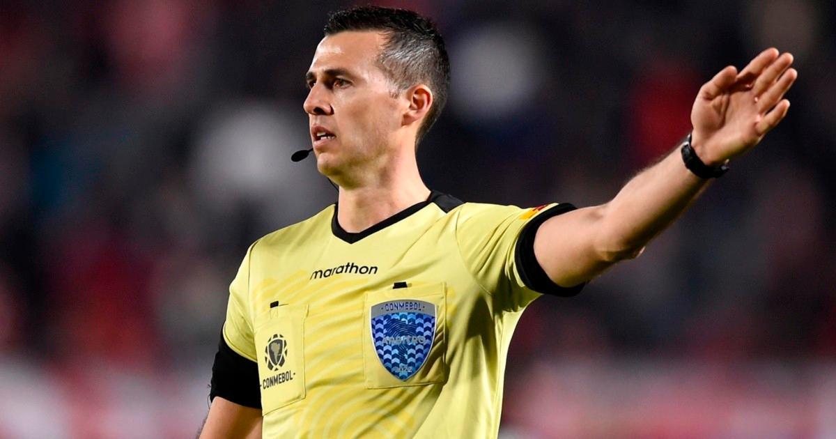   Uruguayo Matonte dirigirá el Cristal vs. 2 de Mayo