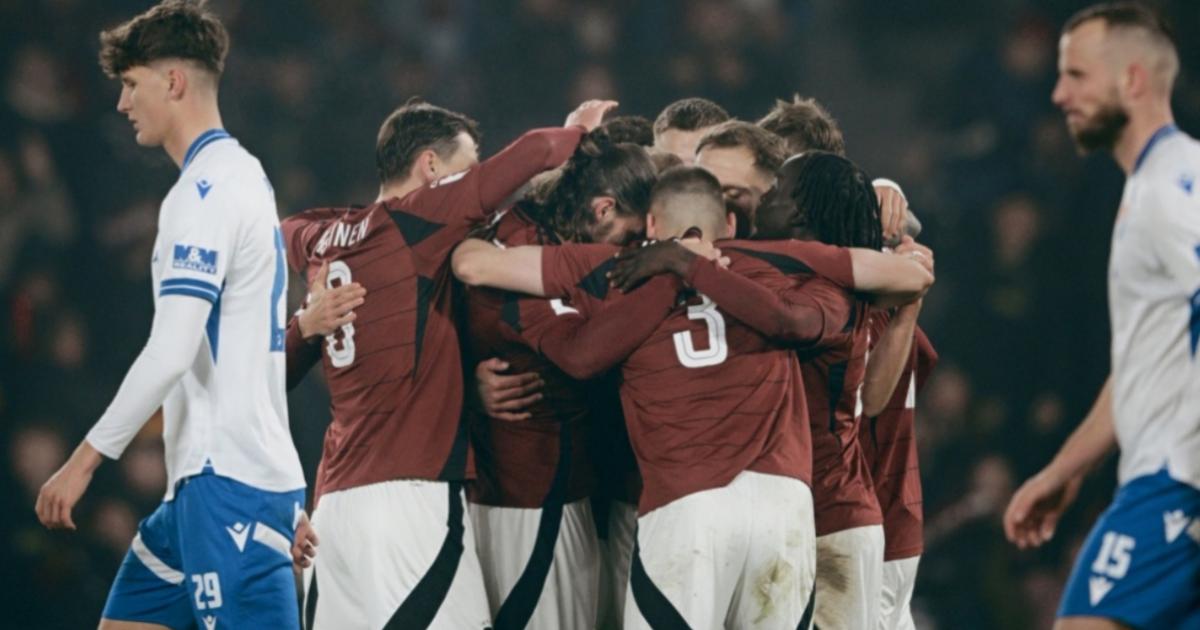 Sparta Praga goleó sin Sonne ni Grimaldo y se mantiene en la pelea en la liga checa