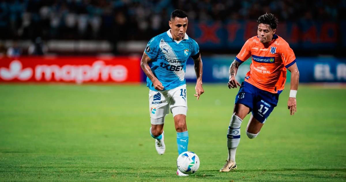 Yotún: "Se sufrió, pero me quedo con lo que hizo el equipo"