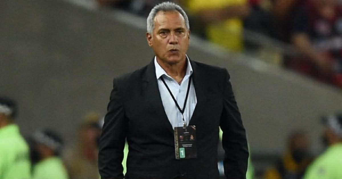 Exentrenador de FBC Melgar fue designado como nuevo DT de Orense SC