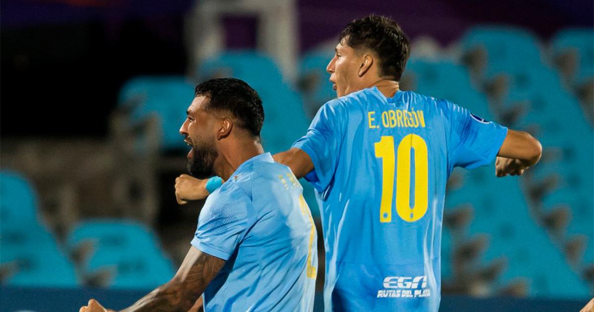Goicochea fue titular en la caída de Defensor Sporting ante Montevideo por la Sudamericana