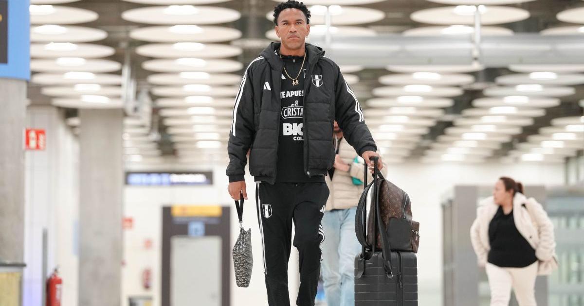 (FOTOS) La selección peruana llegó a Madrid para enfrentar a Honduras