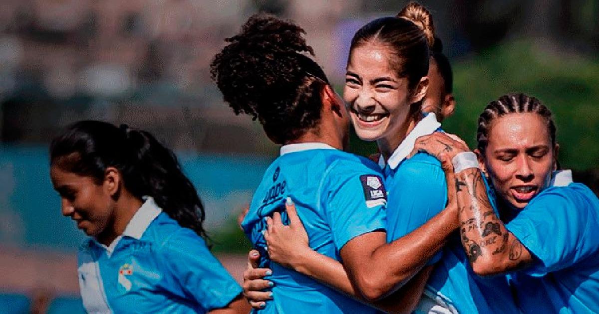 Sigue con puntaje perfecto: Cristal venció 3-1 a Def. del Ilucán en Liga Femenina