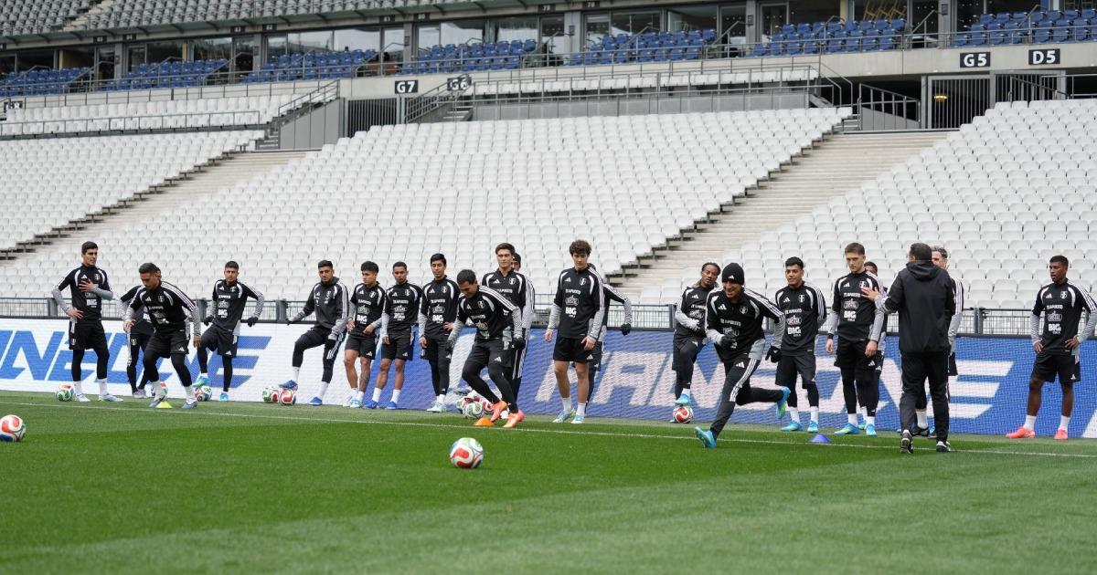 (VIDEO) Bicolor entrenó en el Stade de France y quedó lista para su amistoso ante Senegal