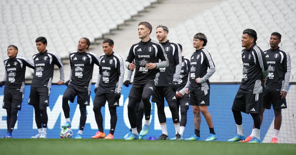 (VIDEO) Bicolor entrenó en el Stade de France y quedó lista para su amistoso ante Senegal